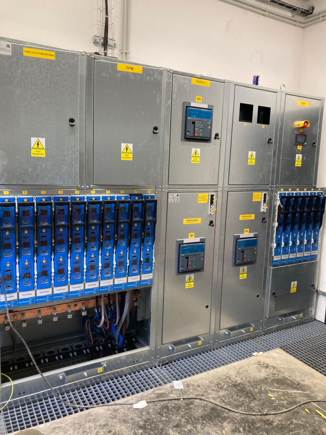 Nowa rozdzielnia elektryczna oraz instalacja wodno-kanalizacyjne